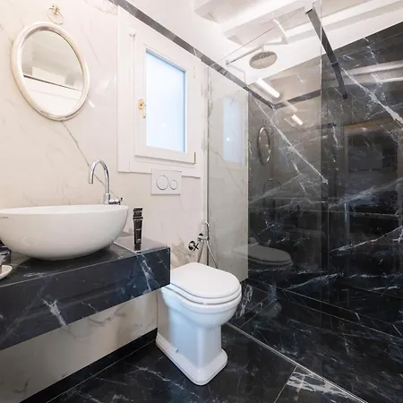 Apartmanhotel Algila Luxury Torrigiani