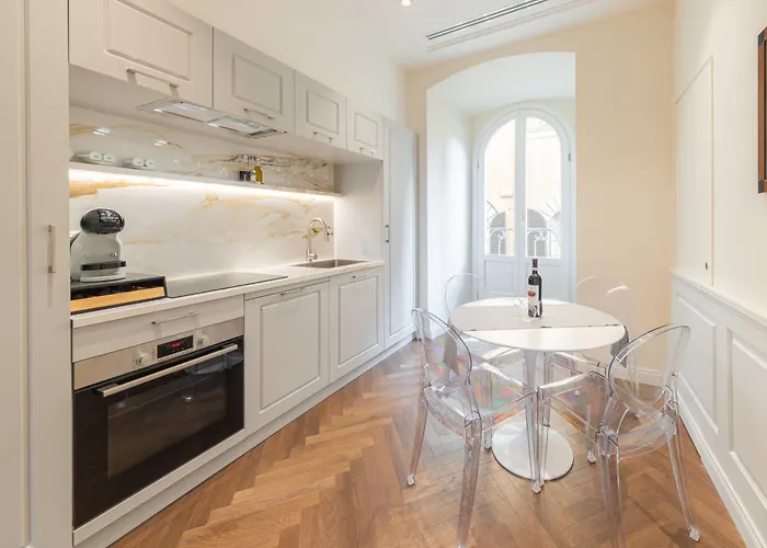 Algila Luxury Torrigiani Апарт-отель Флоренция