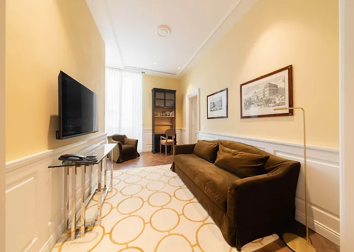 Апарт-отель Algila Luxury Torrigiani 4*