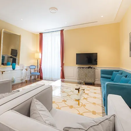 Algila Luxury Torrigiani Ξενοδοχείο με διαμερίσματα 4*