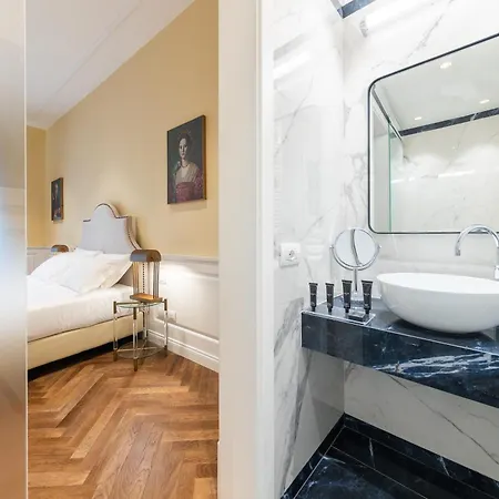 Algila Luxury Torrigiani Aparthotel 4*